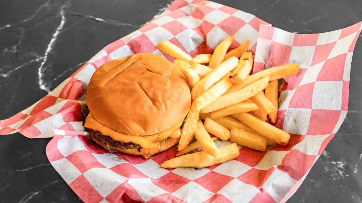 Kids Cheese Burger.